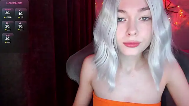 Snapshot of Ohmy_Nora_ chatting on November 9, 2025, 7:23 pm Ohmy Nora online show from November 9, 2025, 7:23 pm