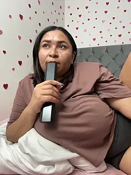 KarlaWild online show from February 15, 2026, 2:30 am