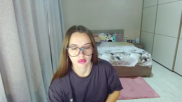 singletrouble online show from October 28, 2025, 5:55 am