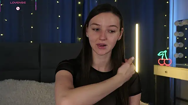 GeorginaDudley online show from April 9, 2026, 7:14 am