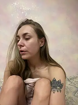 White Lu online show from January 30, 2025, 11:24 pm