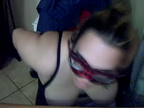 topina8 online show from March 8, 2025, 3:13 pm