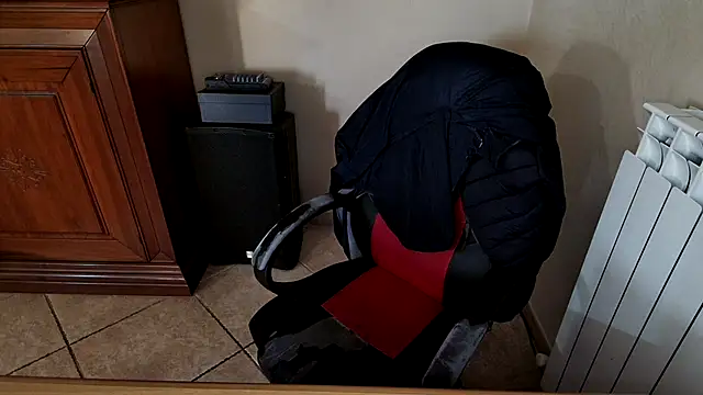 topina8 online show from March 17, 2025, 4:01 pm