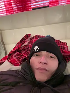 Snapshot of elnenedeustedes chatting on January 23, 2025, 9:39 pm elnenedeustedes online show from January 23, 2025, 9:39 pm