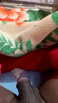 Snapshot of mhmia chatting on February 5, 2025, 1:04 am mhmia online show from February 5, 2025, 1:04 am