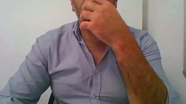  tuga man  online show from September 22, 2025, 12:40 pm