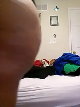 Snapshot of Big_BodyDee chatting on February 6, 2025, 2:55 am Big BodyDee online show from February 6, 2025, 2:55 am