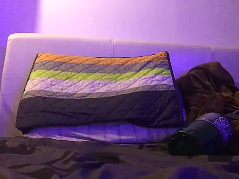 Snapshot of Pilote19 chatting on February 13, 2026, 5:47 am Pilote19 online show from February 13, 2026, 5:47 am