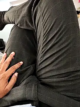 Snapshot of Younme6-9 chatting on September 19, 2025, 9:54 am Younme6-9 online show from September 19, 2025, 9:54 am