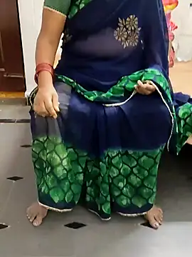 Snapshot of laxmitelugu78 chatting on February 6, 2025, 1:43 pm laxmitelugu78 online show from February 6, 2025, 1:43 pm