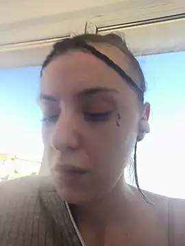 bunnythetailor online show from January 29, 2025, 9:12 am