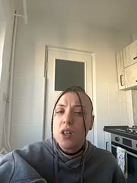 bunnythetailor online show from January 29, 2025, 12:13 pm