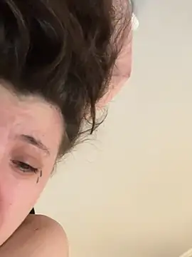 bunnythetailor online show from March 8, 2026, 11:25 am