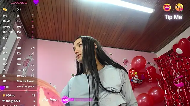 Snapshot of Sofii_cutee chatting on February 14, 2025, 12:36 pm Sofii cutee online show from February 14, 2025, 12:36 pm