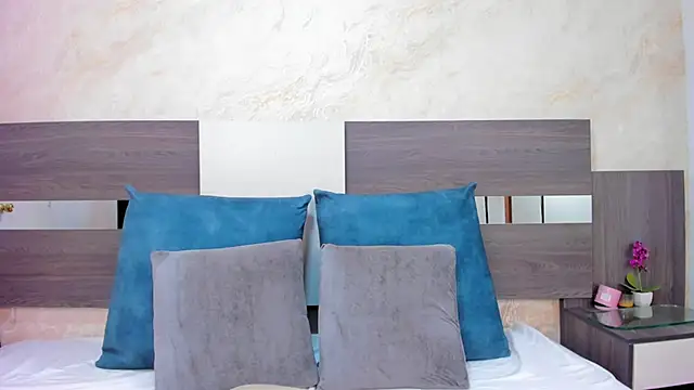 rachel kole online show from February 2, 2025, 3:43 am