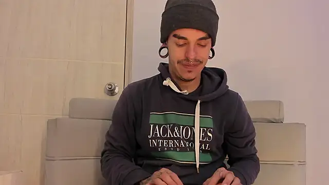 kaletattoo online show from January 17, 2026, 10:31 am