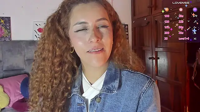 Snapshot of Isangel_ chatting on September 16, 2025, 4:57 am Isangel  online show from September 16, 2025, 4:57 am