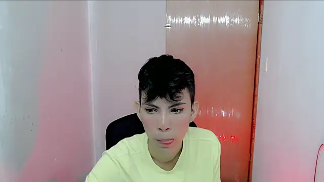 Alexxx lov online show from January 24, 2025, 1:03 pm