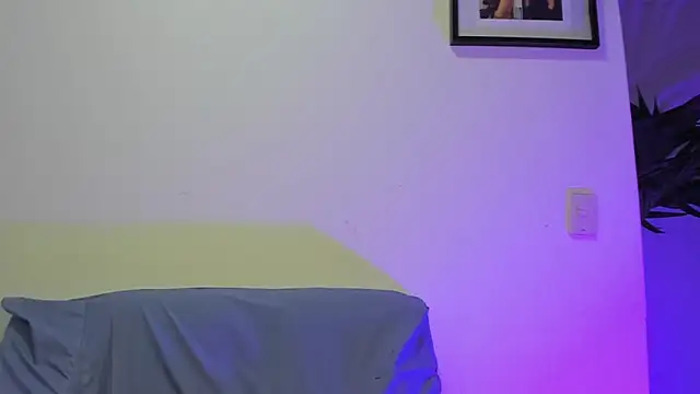 Snapshot of vicky__skinny_1 chatting on March 8, 2025, 12:09 pm vicky  skinny 1 online show from March 8, 2025, 12:09 pm