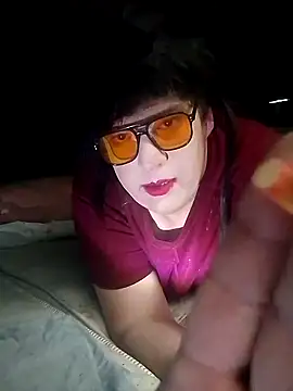 Snapshot of Adrianka chatting on September 26, 2025, 12:20 pm Adrianka online show from September 26, 2025, 12:20 pm