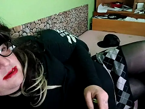 Adrianka online show from April 21, 2026, 1:29 am