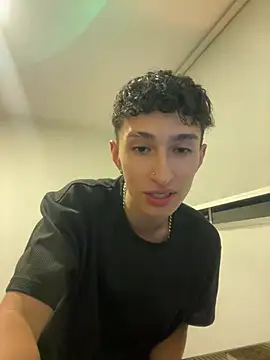 iKrofur online show from January 29, 2025, 6:22 am