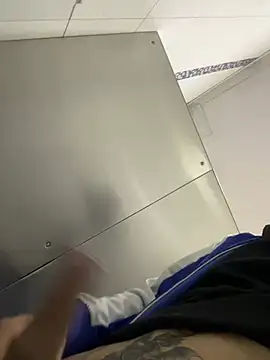 iKrofur online show from March 11, 2025, 4:51 pm