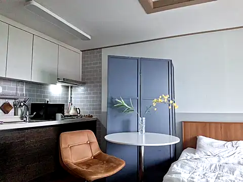 Snapshot of Doh728 chatting on March 10, 2025, 11:06 pm Doh728 online show from March 10, 2025, 11:06 pm