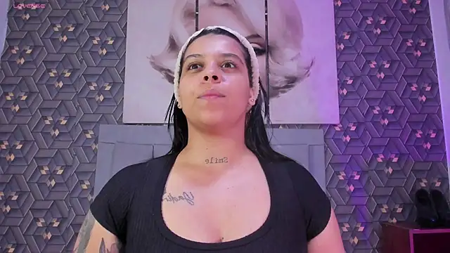 Emily rivera78 online show from April 6, 2026, 2:31 am