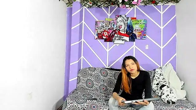 Escarlet Abel-06 online show from March 6, 2025, 1:37 am