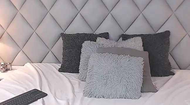 LalyCastro online show from February 5, 2025, 11:06 pm