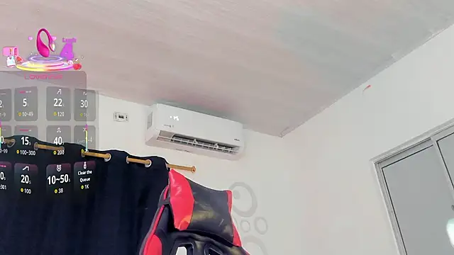 Snapshot of Nicol_TransGirl chatting on February 28, 2026, 2:45 am Nicol TransGirl online show from February 28, 2026, 2:45 am