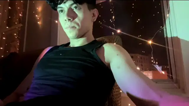 gabriel antonio21 online show from January 29, 2025, 3:33 am
