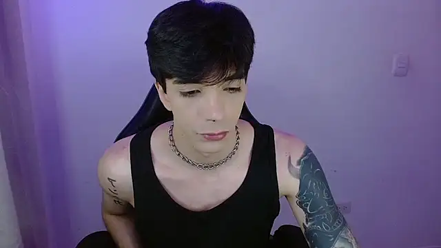 H3ll B0I online show from April 7, 2026, 5:08 am