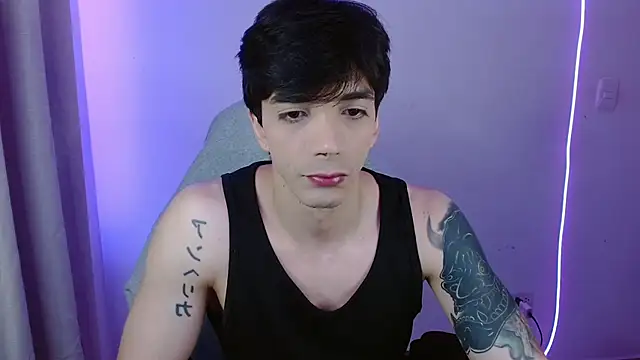 H3ll B0I online show from April 23, 2026, 2:35 am