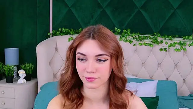 Ariadna Holder online show from March 14, 2025, 6:32 am