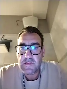 Snapshot of Hardasanut chatting on October 6, 2025, 9:34 pm Hardasanut online show from October 6, 2025, 9:34 pm