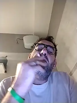 Snapshot of Hardasanut chatting on October 14, 2025, 5:08 am Hardasanut online show from October 14, 2025, 5:08 am