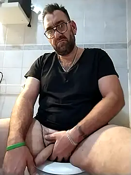 Snapshot of Hardasanut chatting on November 8, 2025, 9:24 pm Hardasanut online show from November 8, 2025, 9:24 pm