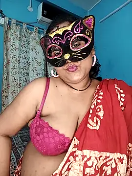 straightthing online show from October 9, 2025, 7:45 pm