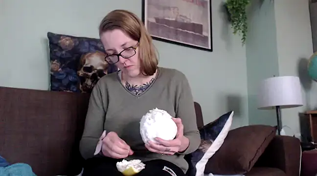 Astrid-Gilbert online show from February 25, 2025, 11:19 am