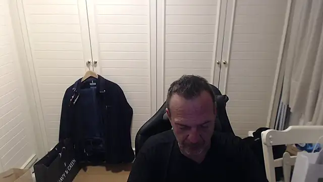 Dimitrios30 online show from February 26, 2026, 6:07 pm