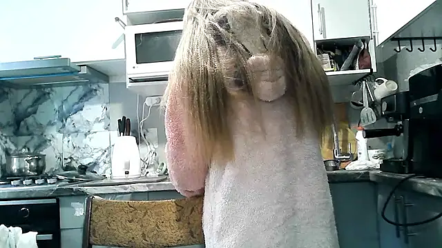 Misssweet s online show from March 23, 2026, 4:49 am