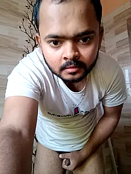 guavam65 online show from March 3, 2026, 9:04 am