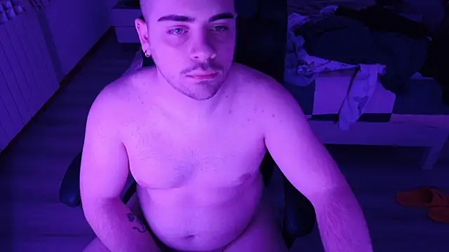 alexx0904 online show from January 9, 2026, 10:00 pm