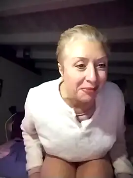 divinaerotica online show from December 18, 2025, 6:03 pm