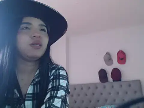 Snapshot of Antoneella_vz chatting on March 3, 2025, 1:09 pm Antoneella vz online show from March 3, 2025, 1:09 pm