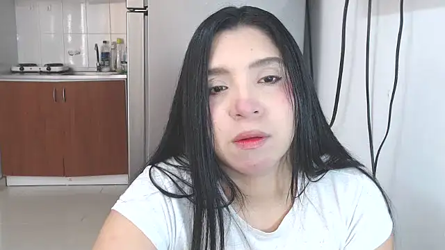 Snapshot of Antoneella_vz chatting on September 12, 2025, 12:16 pm Antoneella vz online show from September 12, 2025, 12:16 pm