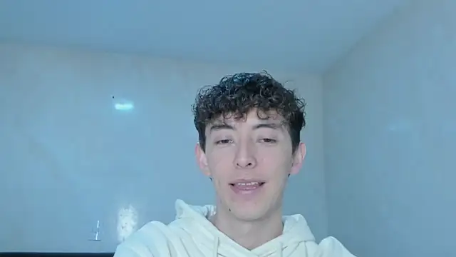 miketwink online show from December 2, 2025, 2:50 am