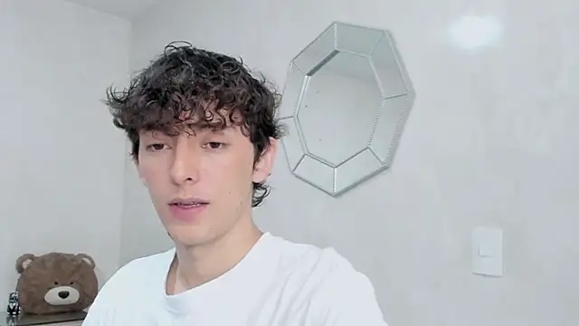 miketwink online show from February 3, 2026, 10:26 pm